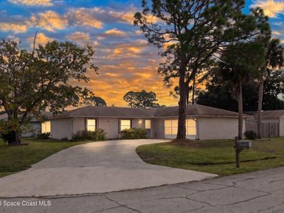 267 Aquarius Ave SE