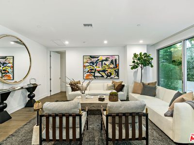 728 N Sweetzer Ave APT 115