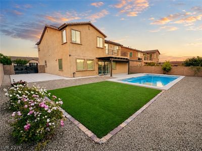 9767 Mosaic Canyon Ct