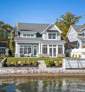 11046 N Ideal Beach Dr