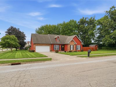 2112 Simon Ct