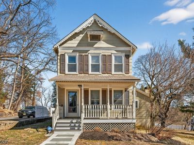 1 Seal St