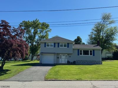 74 Knickerbocker Ave