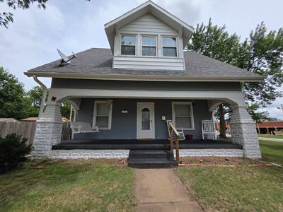 1001 N Kansas Ave