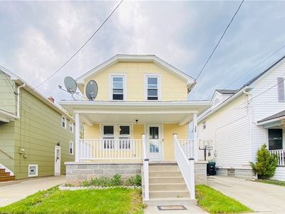 30 King St