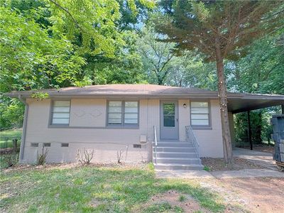 Property at 634 Currie Dr, Forest Park, GA