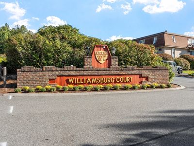 20 Williamsburg Ct Unit 2