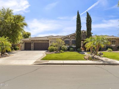 3323 E ELMWOOD Place