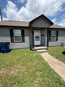 101 E Chestnut Ave