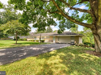 19 Eastgate Dr