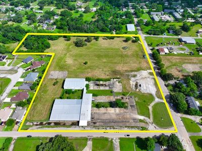300 W School St