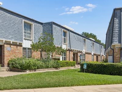 519 W Lookout Dr APT 116