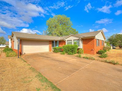 5401 NW 64th St