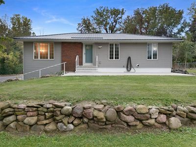 6037 Pease Rd