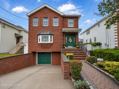 1110 Arden Ave