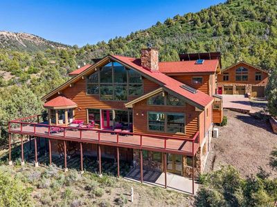 1022 Heritage Road