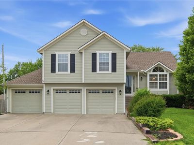 12411 Live Oak Cir