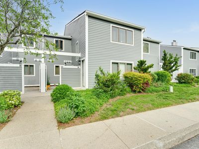 54 Hudson Point Lane