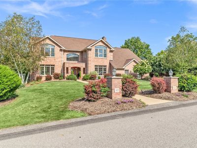 313 Stettler Dr