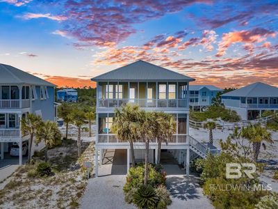 6215 Sawgrass Dr