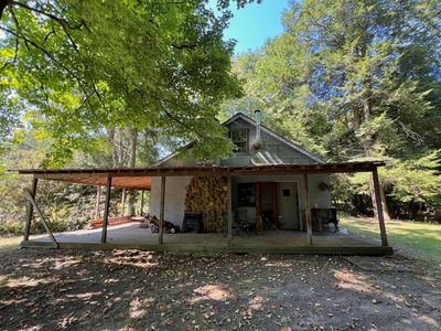 1202 Wallaceville Rd