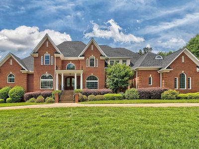231 Laurent Way