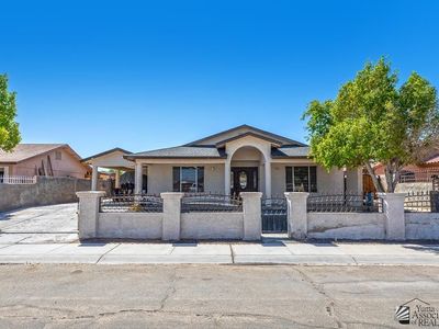 1567 E Bienestar Ln