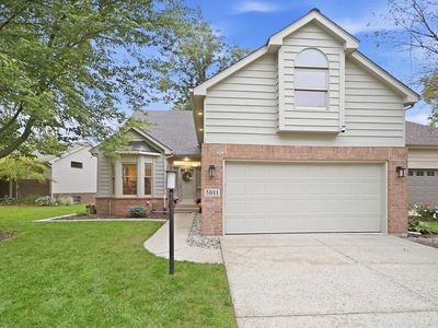 5011 Waters Edge Dr