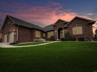 5143 Grapevine Blvd