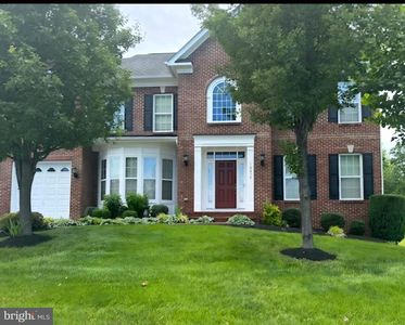 Property at 18475 Kerill Rd, Triangle, VA