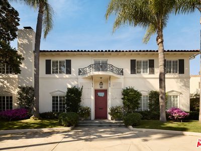 719 S Beverly Glen Blvd