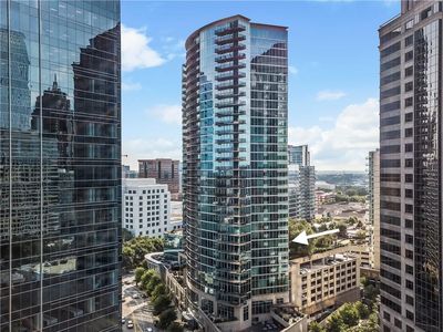 1080 Peachtree St NE Unit 1102