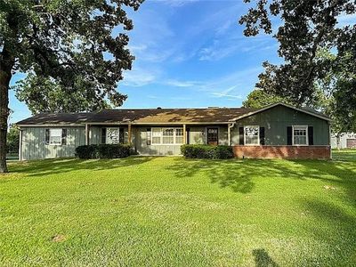 561 SW County Road O