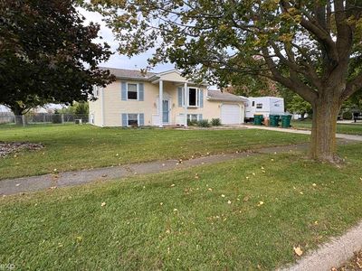 Property at 3157 Coventry Dr, Bay City, MI