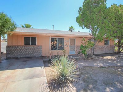 1003 E Hacienda Dr
