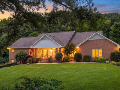 497 Cobblestone Creek Rd NW