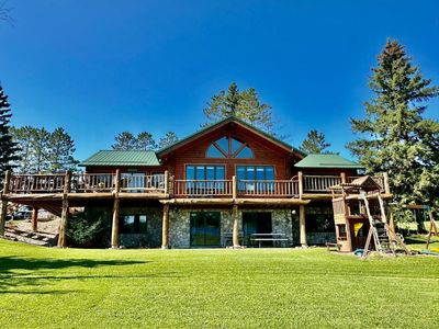 2394 Oak Harbor Dr