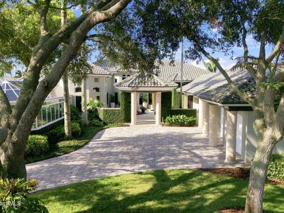 200 Riverside Dr