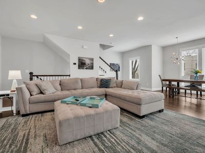 719 Douglas Ave Suite 11