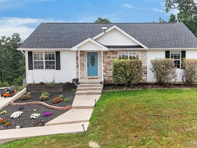 15864 Tundra St