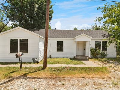 102 N 3rd St