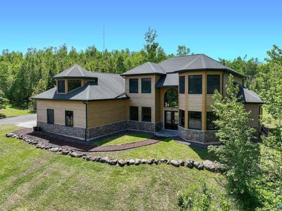 28 Quincy Dr
