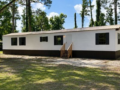 188 SE Faye Ln