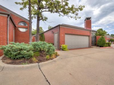 2825 NW Grand Blvd APT 21