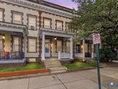 2425 W Main St