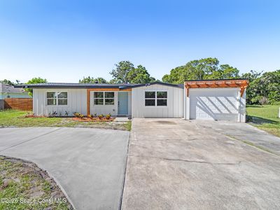 1121 Carlton Dr