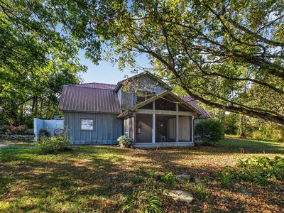 224 Snavely Rd