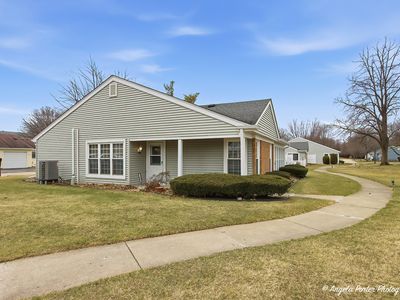 Property at 7202 Oxford Cir #237, Fox Lake, IL