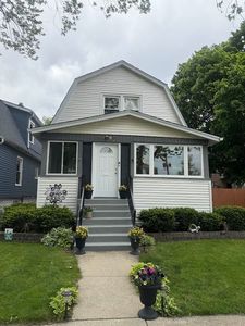 5364 N Latrobe Ave