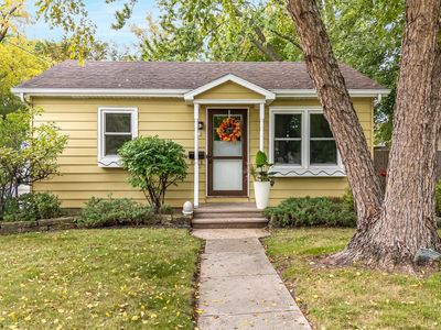 453 W 18th Ave